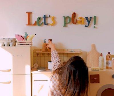 Wall Letters "Let's Play!"