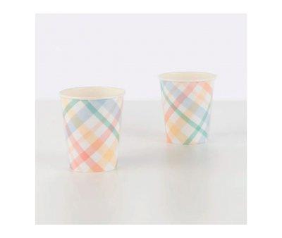 8 copos Plaid Pattern