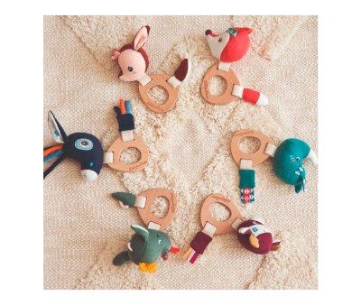 Hochet en bois Alice