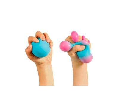 Needoh Ball muda de cor