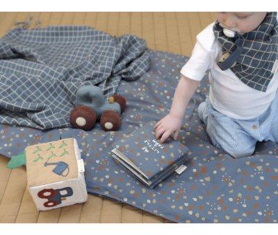 Little Farm Soft Activity Cube