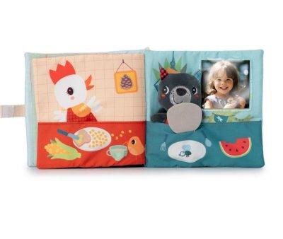 Libro de Tela Louis El Lobo Disfruta de la Comida