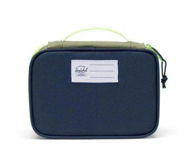 Case Herschel Heritage Black Iris/Four Leaf Clover