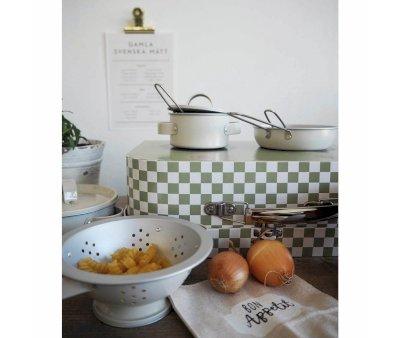Suitcase Kitchen Accessories