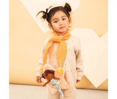 Mueca Anna con Bolso de Estrella
