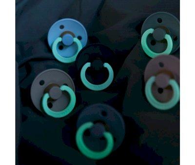2 Sucettes Nocturnes BIBS Colour Round Sand Glow/Iron Glow
