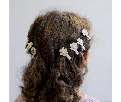 8 mini clips Daisy