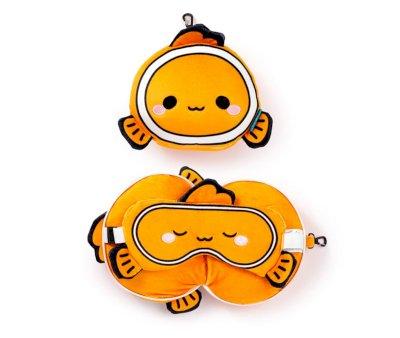 Almofada de viagem Relaxeazzz Adoramals Finley the Clownfish com mscara