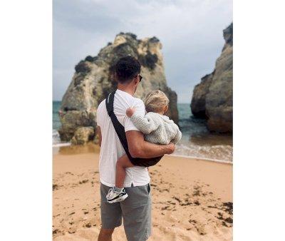 Wildride Toddler Carrier Black