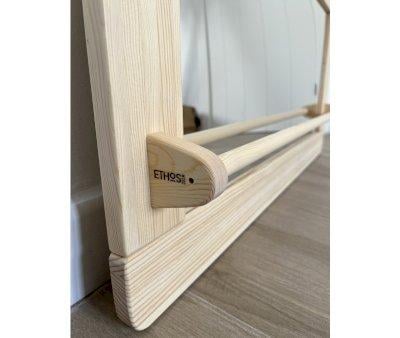Specchio Montessori Piccolo con Barra in Legno