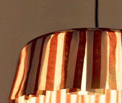 Pantalla de Lino Lmpara de Techo Vibes Maroon Stripes