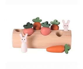 Tronco con Conejitos y Zanahorias